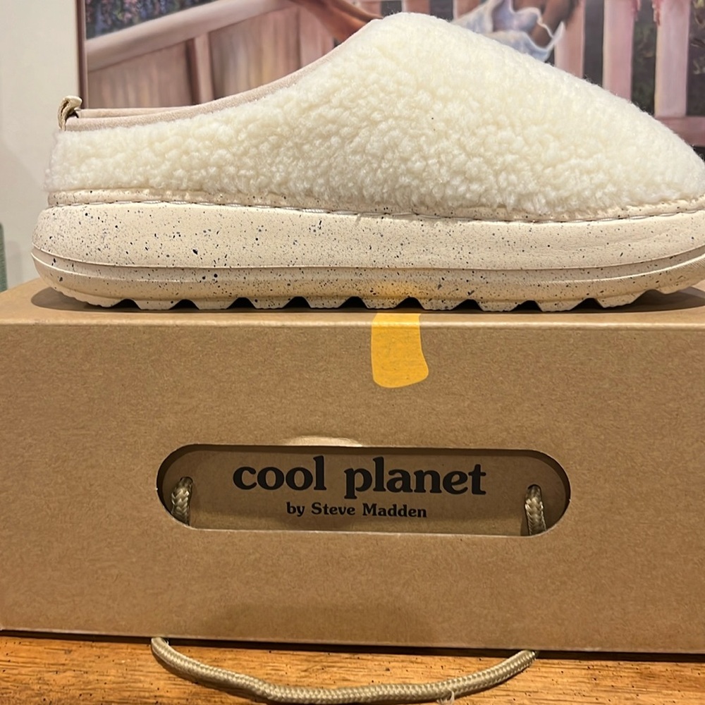 Cool Planet by Steve Madden Buzz Faux platform Mule